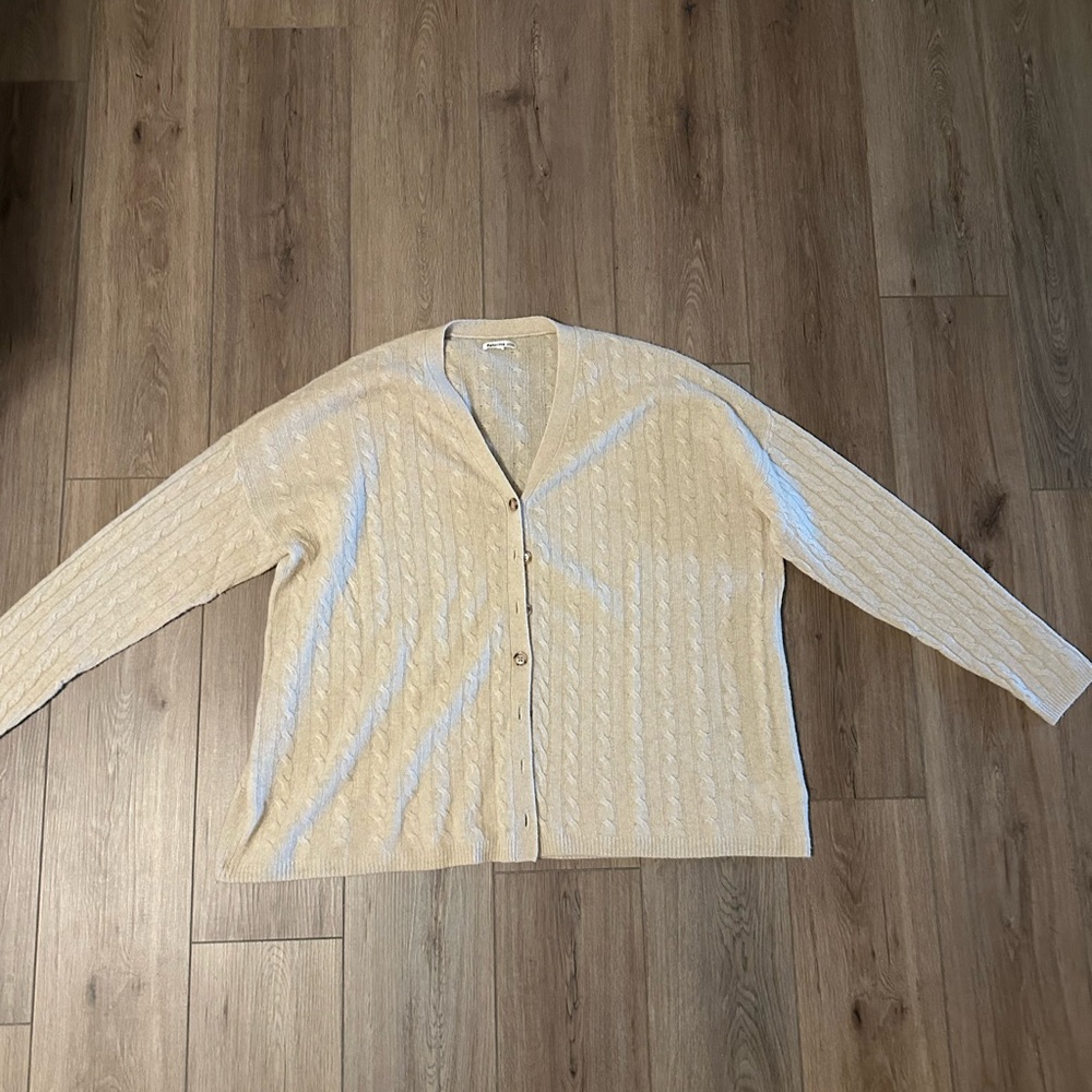 Reformation Guista Cashmere Cardigan - Picture 3 of 11